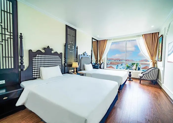 Dragon Hotel 3*