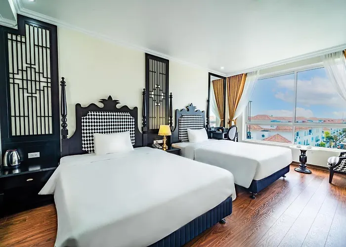 Dragon Hotel 3*
