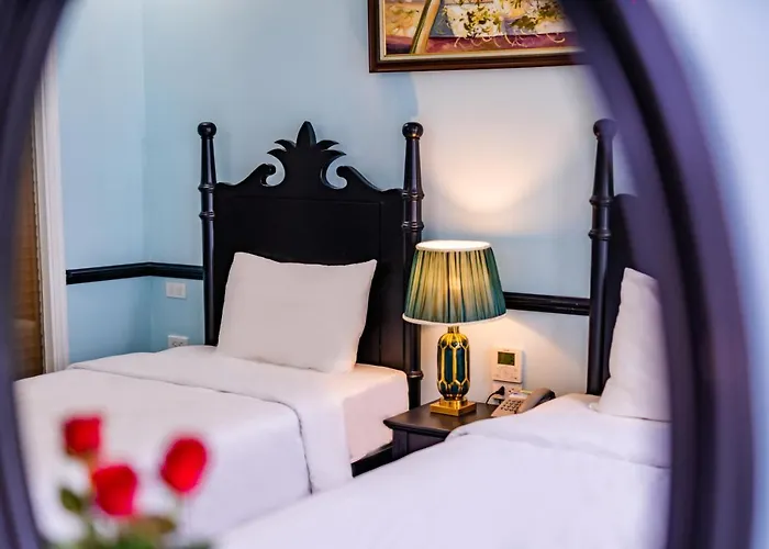 Dragon Hotel 3*